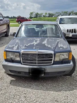 1987 Mercedes-Benz 300 SD Sedan 4D