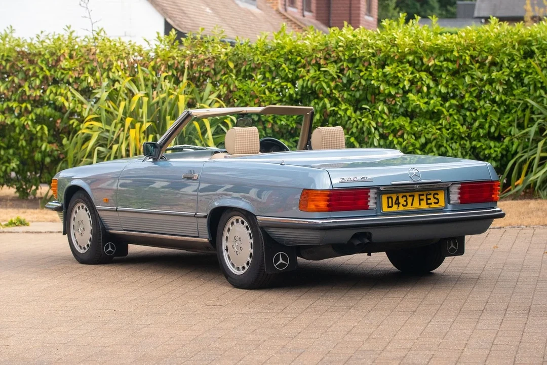 1987 Mercedes-Benz R107 SL-Class - Image 3 of 30