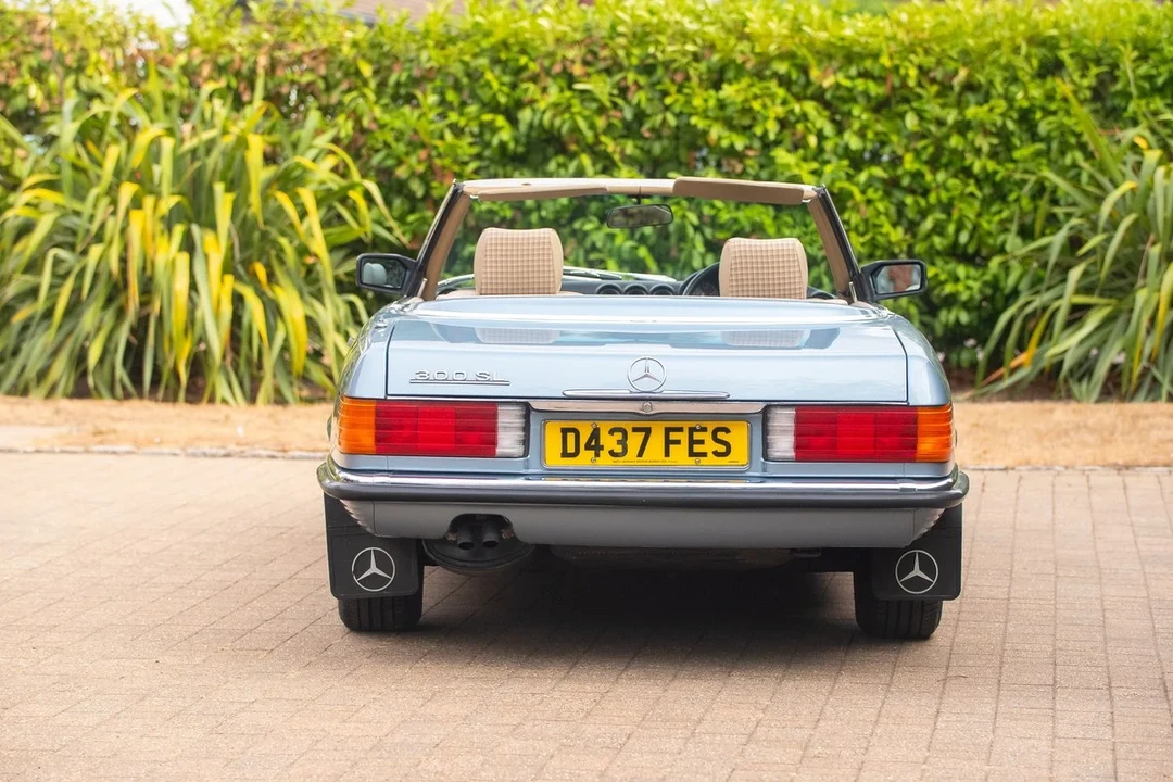 1987 Mercedes-Benz R107 SL-Class - Image 21 of 30