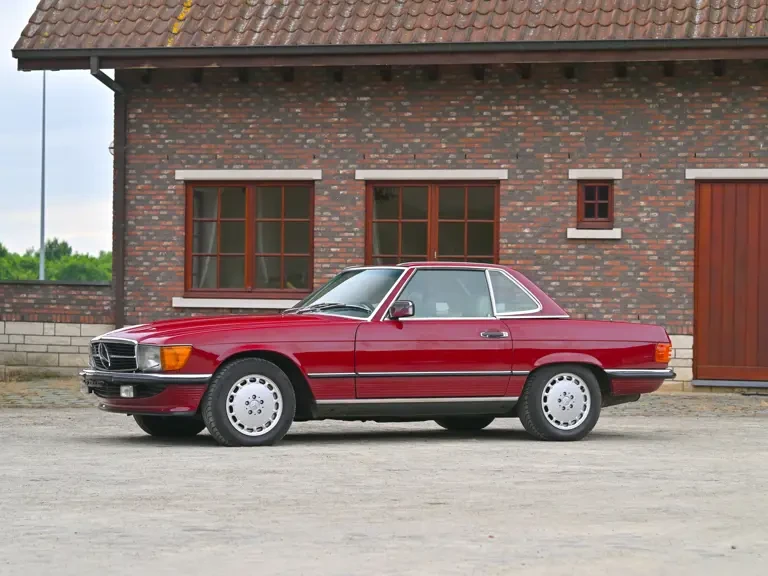 1987 Mercedes-Benz R107 SL-Class - Image 2 of 31