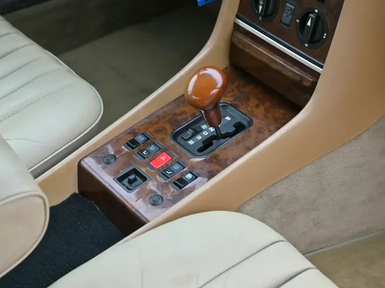 1987 Mercedes-Benz R107 SL-Class - Image 11 of 31