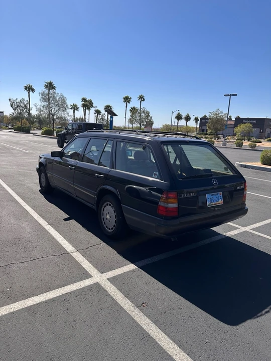 1987 Mercedes-Benz W124 E-Class - Image 5 of 31