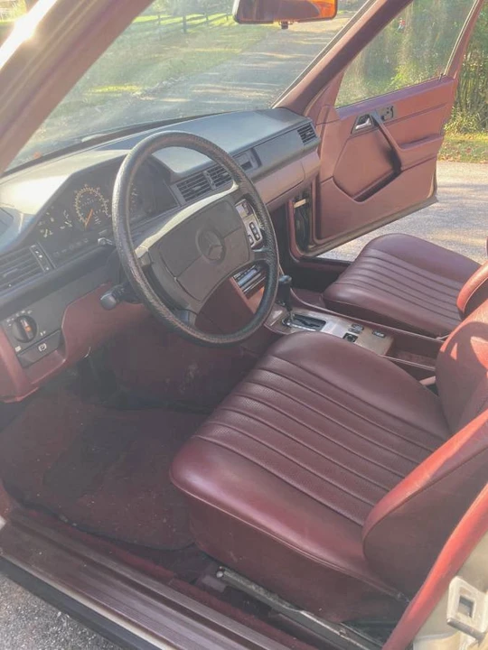 1987 Mercedes-Benz W124 E-Class - Image 11 of 21