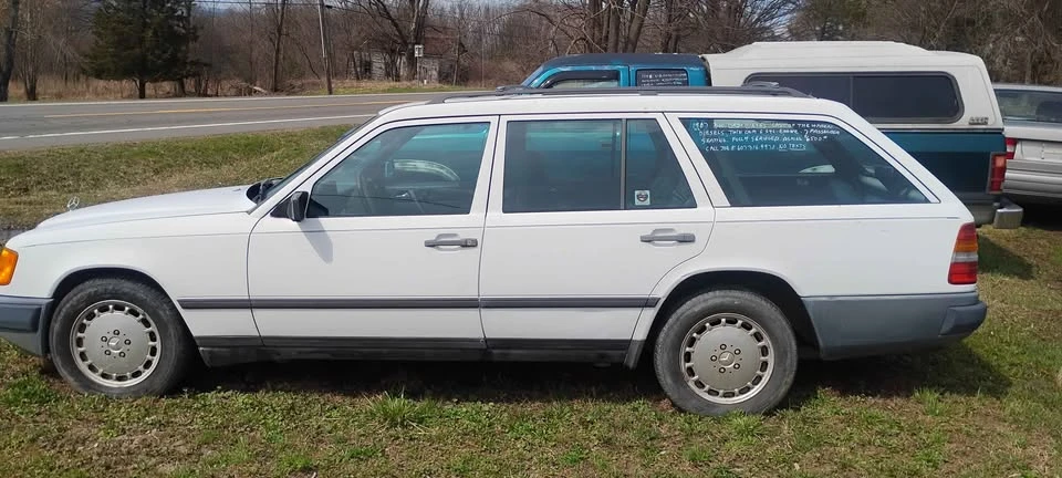 1987 Mercedes-Benz W124 E-Class - Image 3 of 15