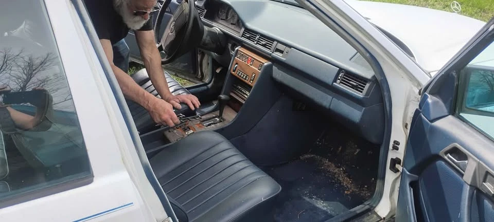 1987 Mercedes-Benz W124 E-Class - Image 7 of 15