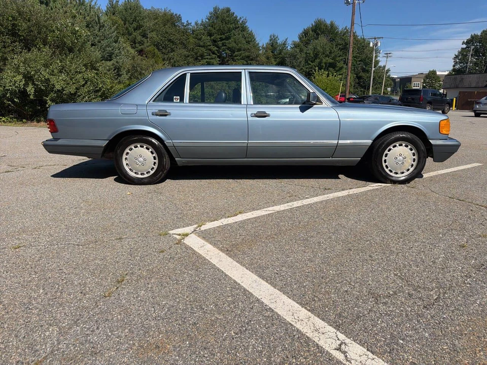1987 Mercedes-Benz 190E - Image 12 of 31