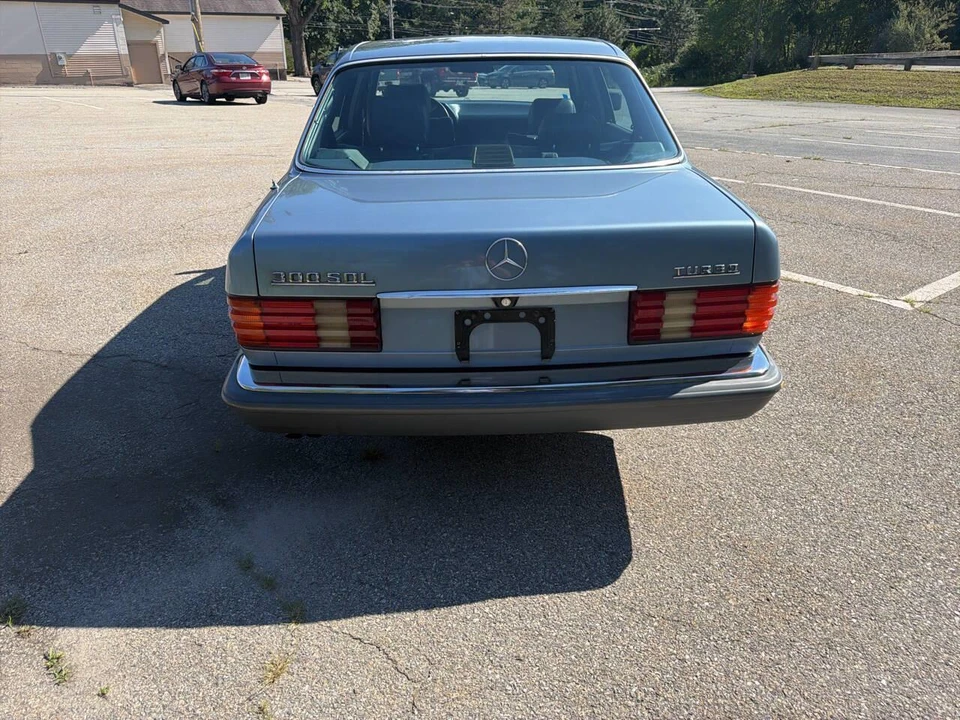 1987 Mercedes-Benz 190E - Image 7 of 31