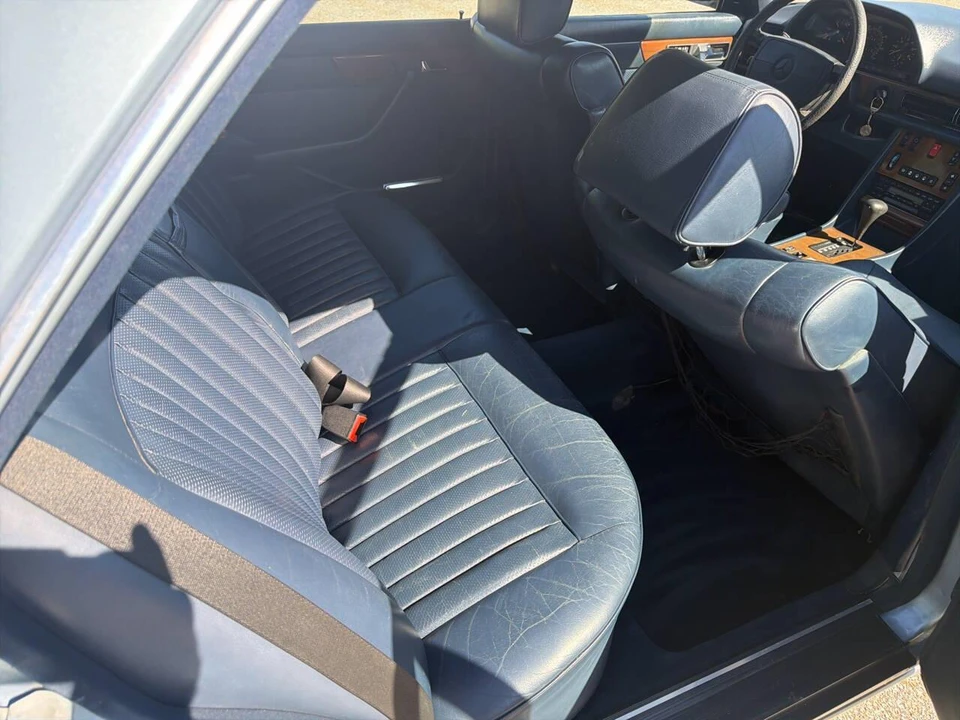 1987 Mercedes-Benz 190E - Image 26 of 31