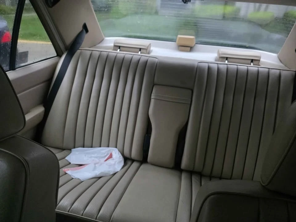 1987 Mercedes-Benz W124 E-Class - Image 6 of 10