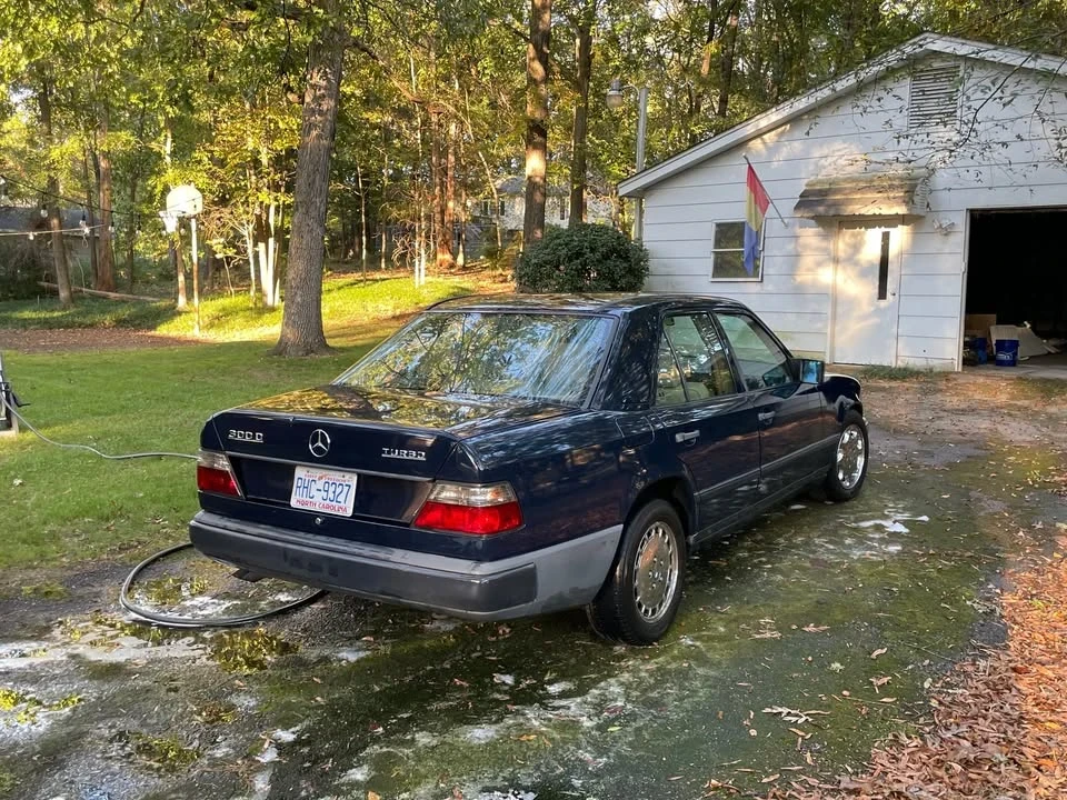 1987 Mercedes-Benz W124 E-Class - Image 4 of 9