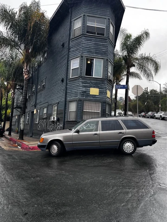 1987 Mercedes-Benz W124 E-Class - Image 5 of 8