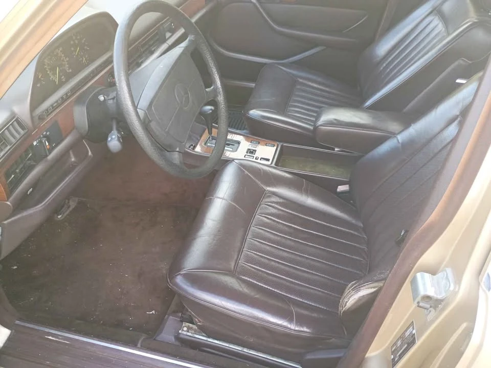 1987 Mercedes-Benz W124 E-Class - Image 11 of 18