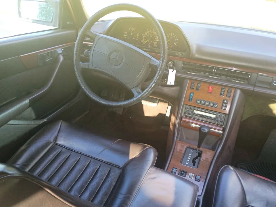 1987 Mercedes-Benz W124 E-Class - Image 16 of 18