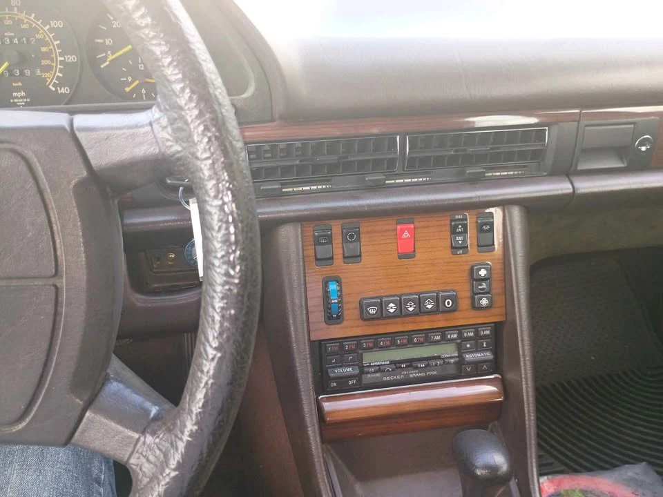 1987 Mercedes-Benz W124 E-Class - Image 12 of 18