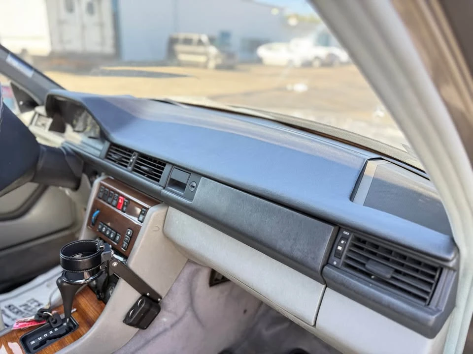 1987 Mercedes-Benz W124 E-Class - Image 6 of 19