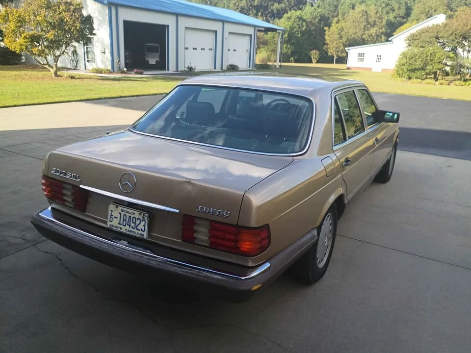 1987 Mercedes-Benz W124 E-Class - Image 7 of 18