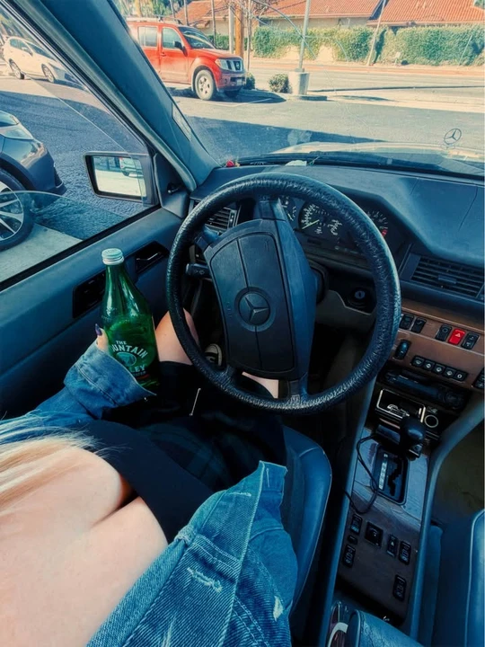 1987 Mercedes-Benz W124 E-Class - Image 9 of 9