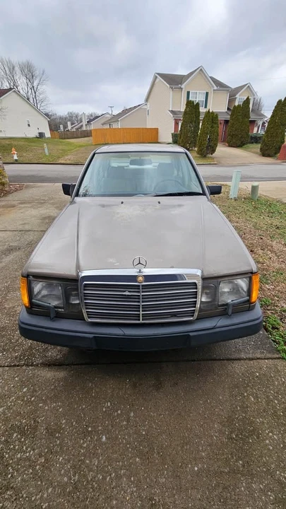 1987 Mercedes-Benz W124 E-Class - Image 4 of 8
