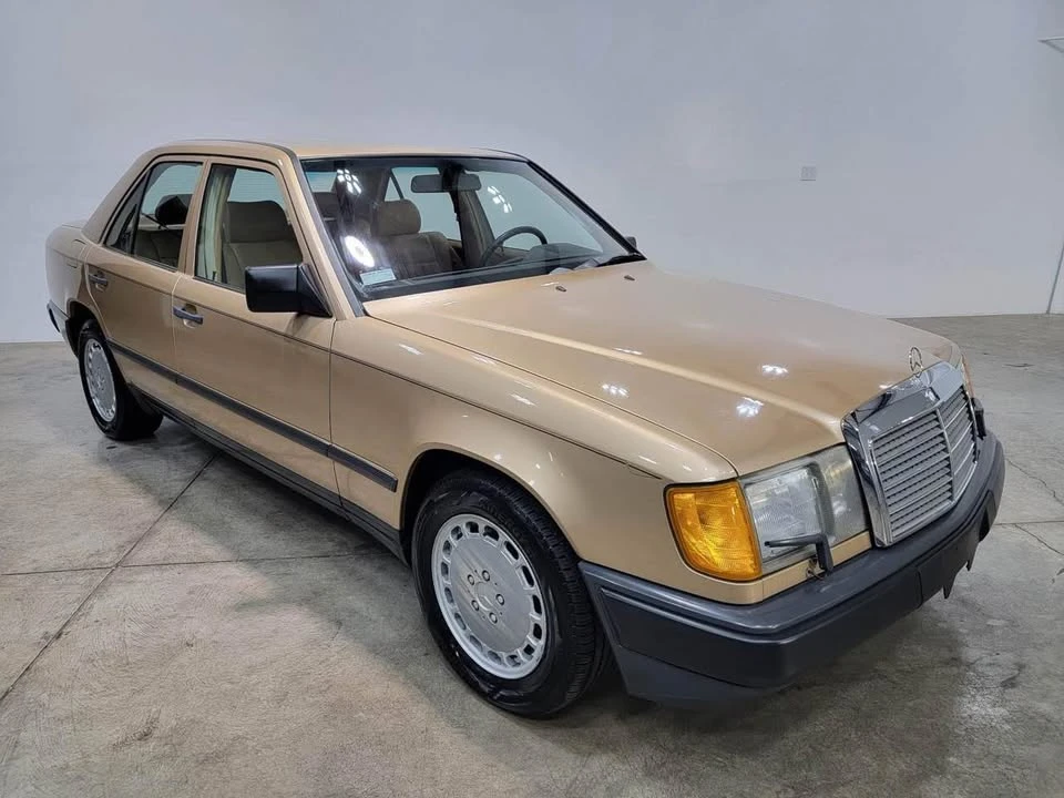 1987 Mercedes-Benz W124 E-Class - Image 7 of 20