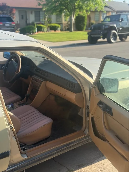 1987 Mercedes-Benz W124 E-Class - Image 6 of 7