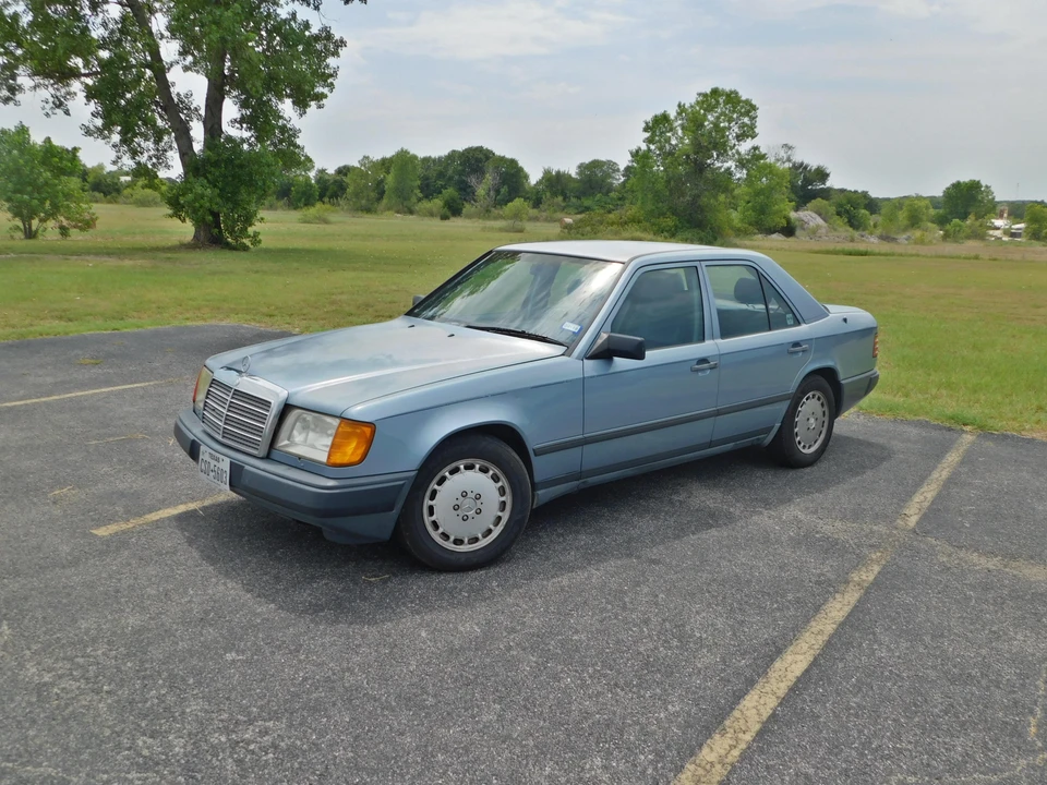 1987 Mercedes-Benz W124 E-Class - Image 6 of 31