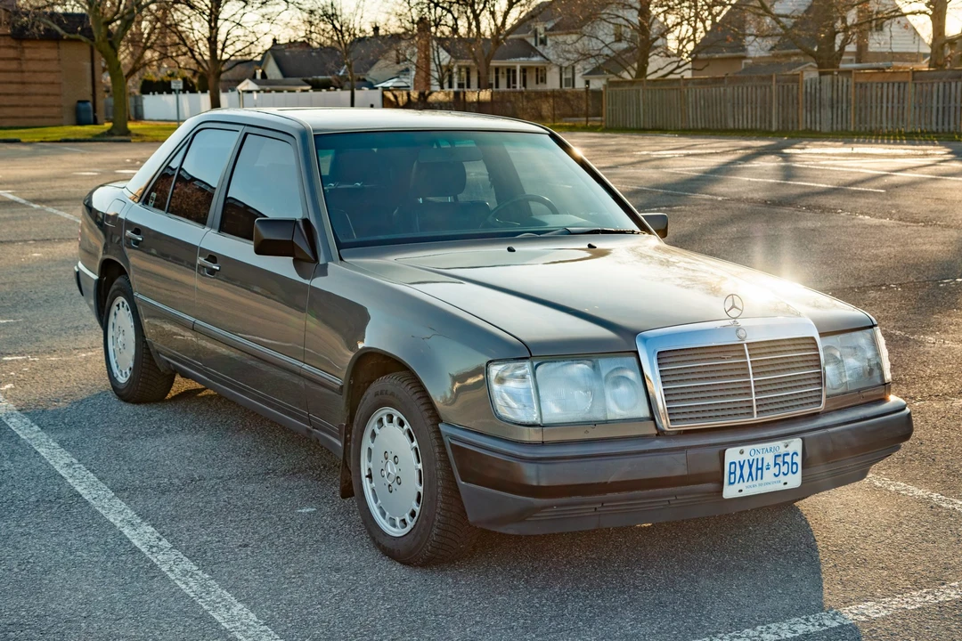 1987 Mercedes-Benz W124 E-Class - Image 3 of 31