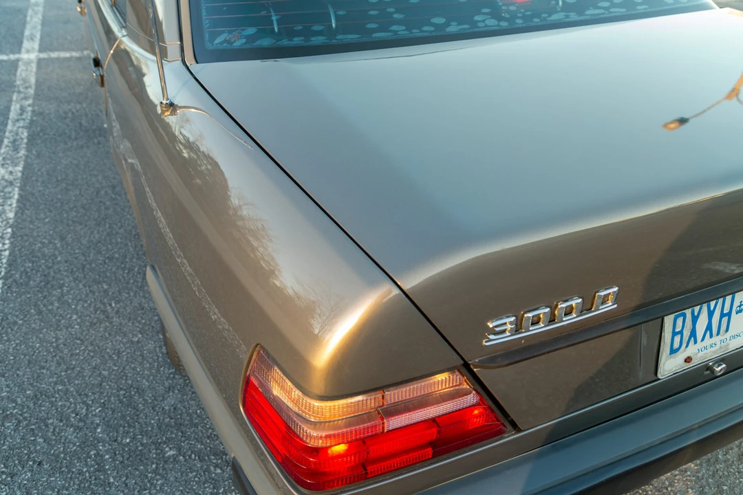 1987 Mercedes-Benz W124 E-Class - Image 24 of 31