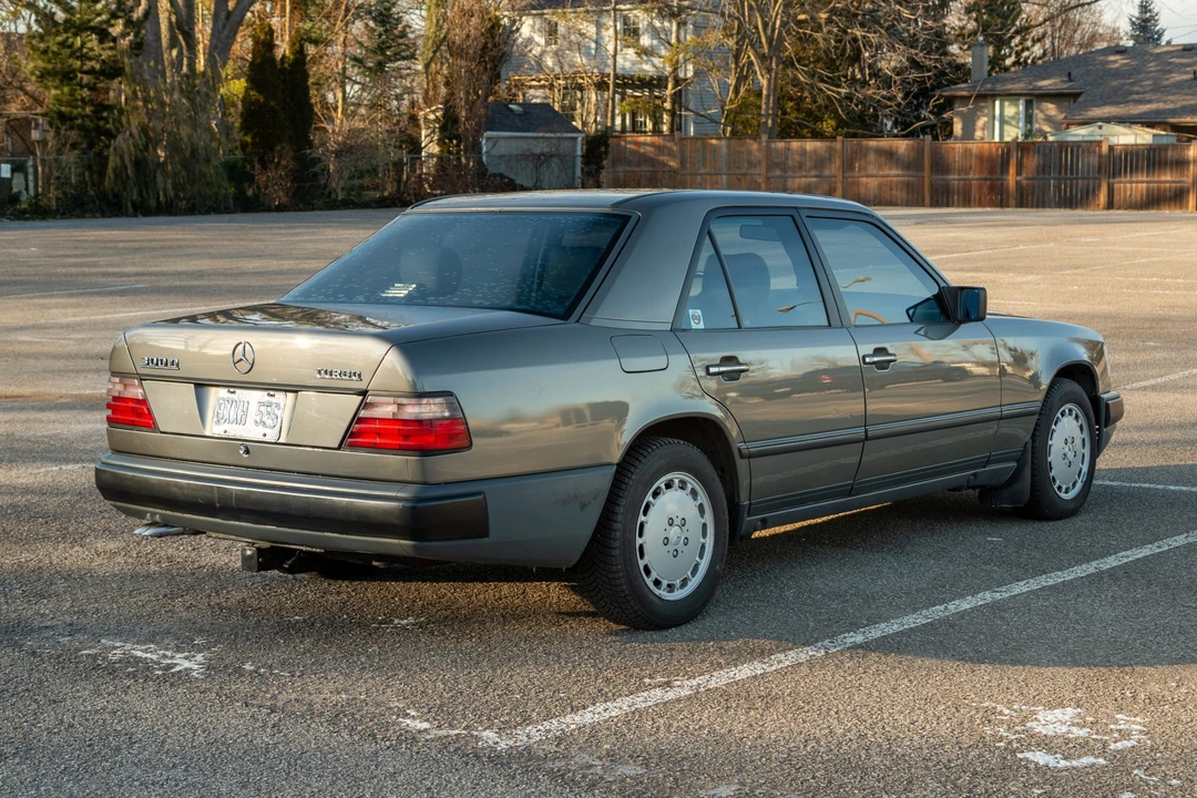 1987 Mercedes-Benz W124 E-Class - Image 5 of 31