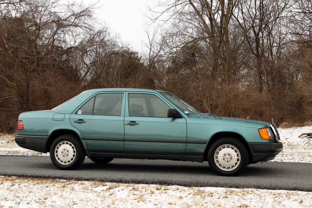1987 Mercedes-Benz W124 E-Class - Image 15 of 31
