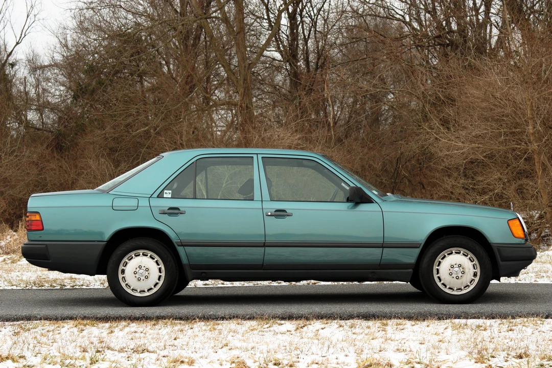 1987 Mercedes-Benz W124 E-Class - Image 14 of 31