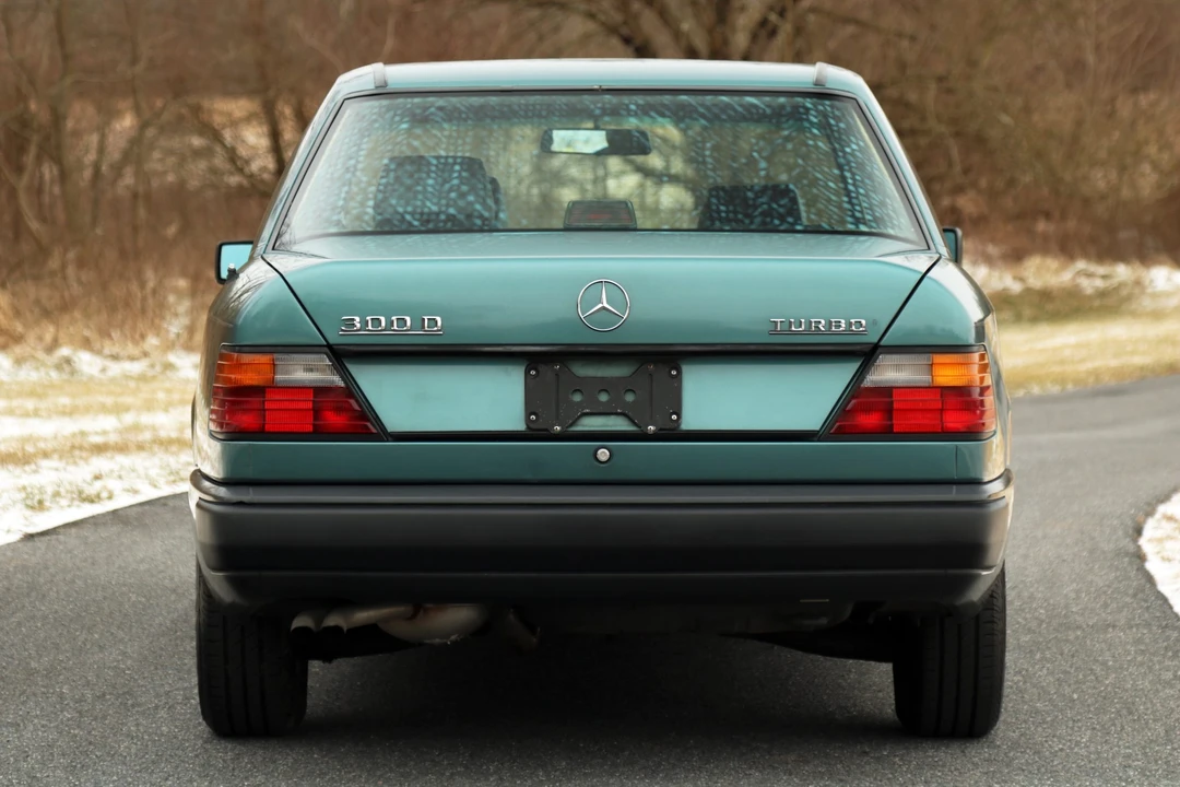 1987 Mercedes-Benz W124 E-Class - Image 10 of 31