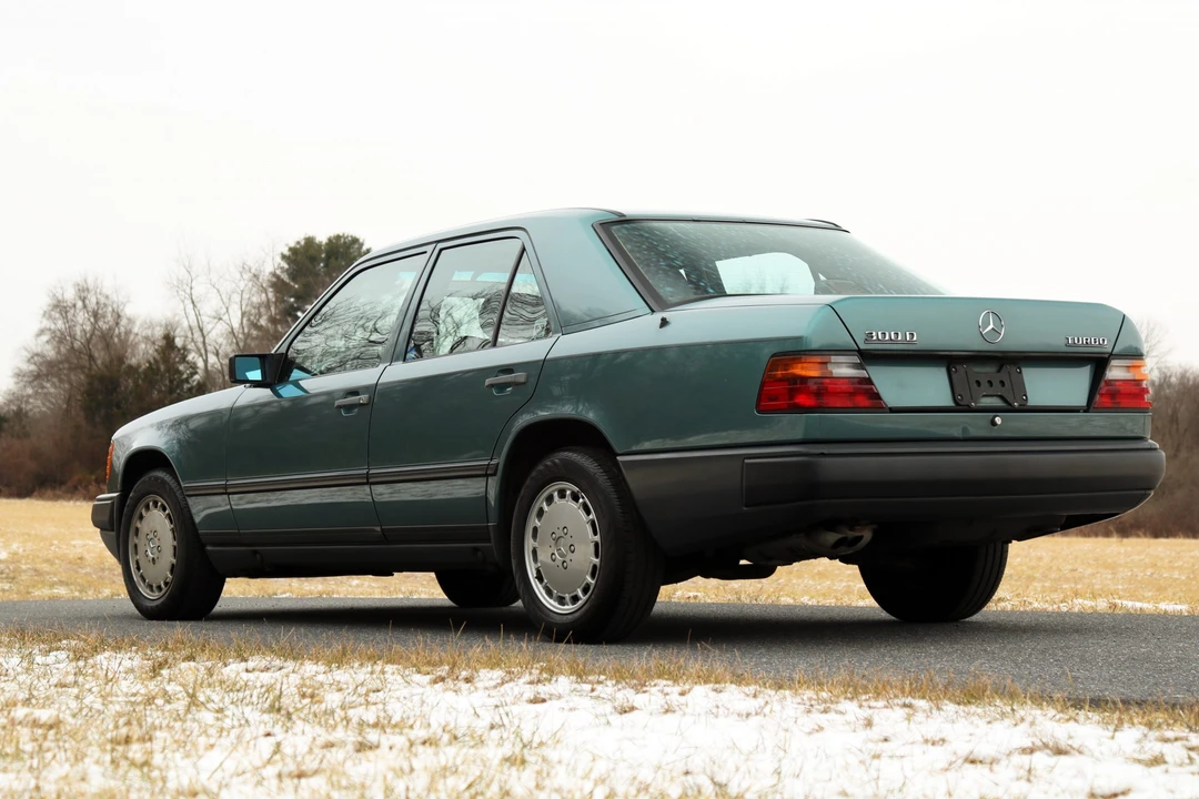 1987 Mercedes-Benz W124 E-Class - Image 8 of 31