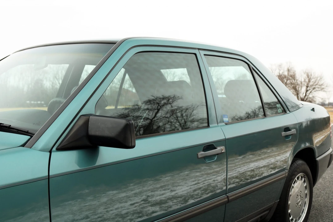 1987 Mercedes-Benz W124 E-Class - Image 27 of 31
