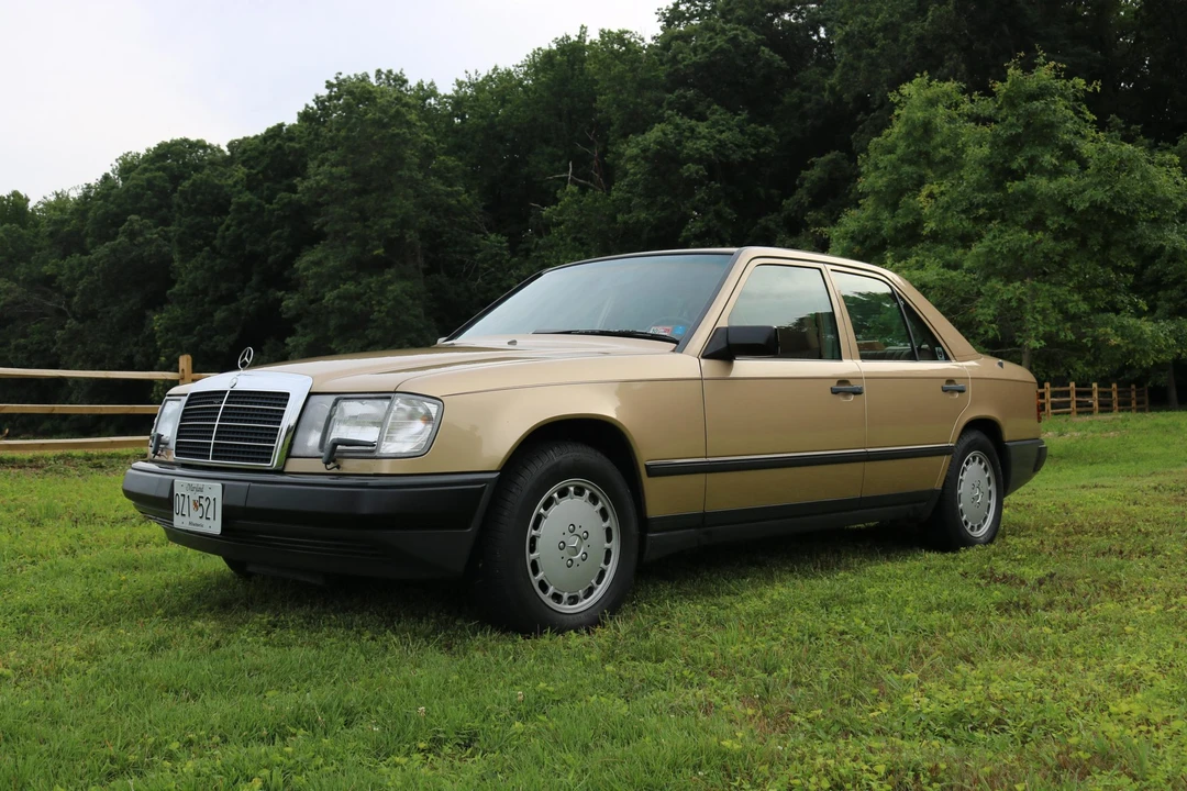 1987 Mercedes-Benz W124 E-Class - Image 4 of 31