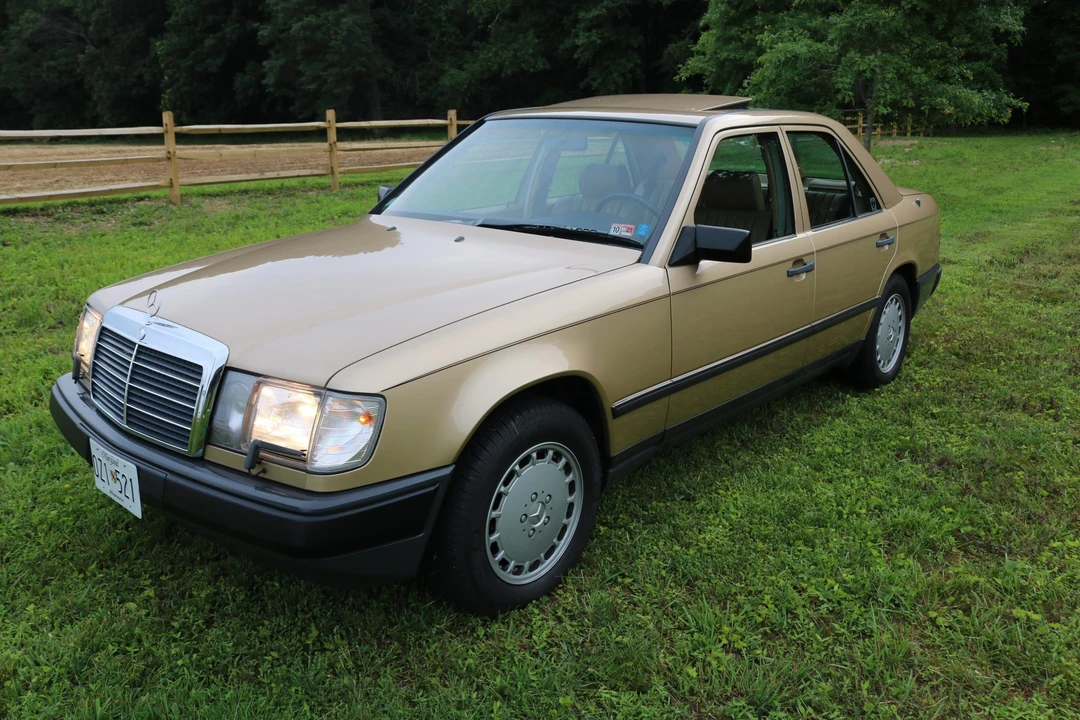 1987 Mercedes-Benz W124 E-Class - Image 7 of 31