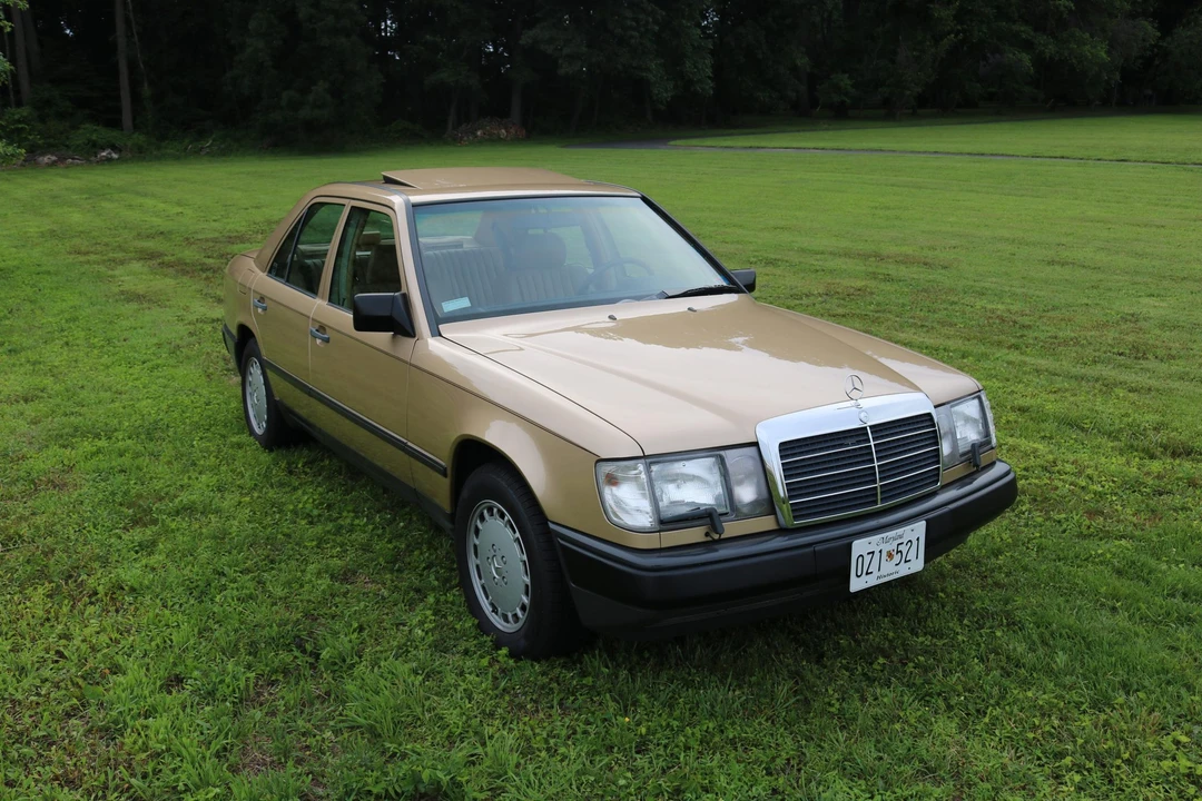 1987 Mercedes-Benz W124 E-Class - Image 30 of 31