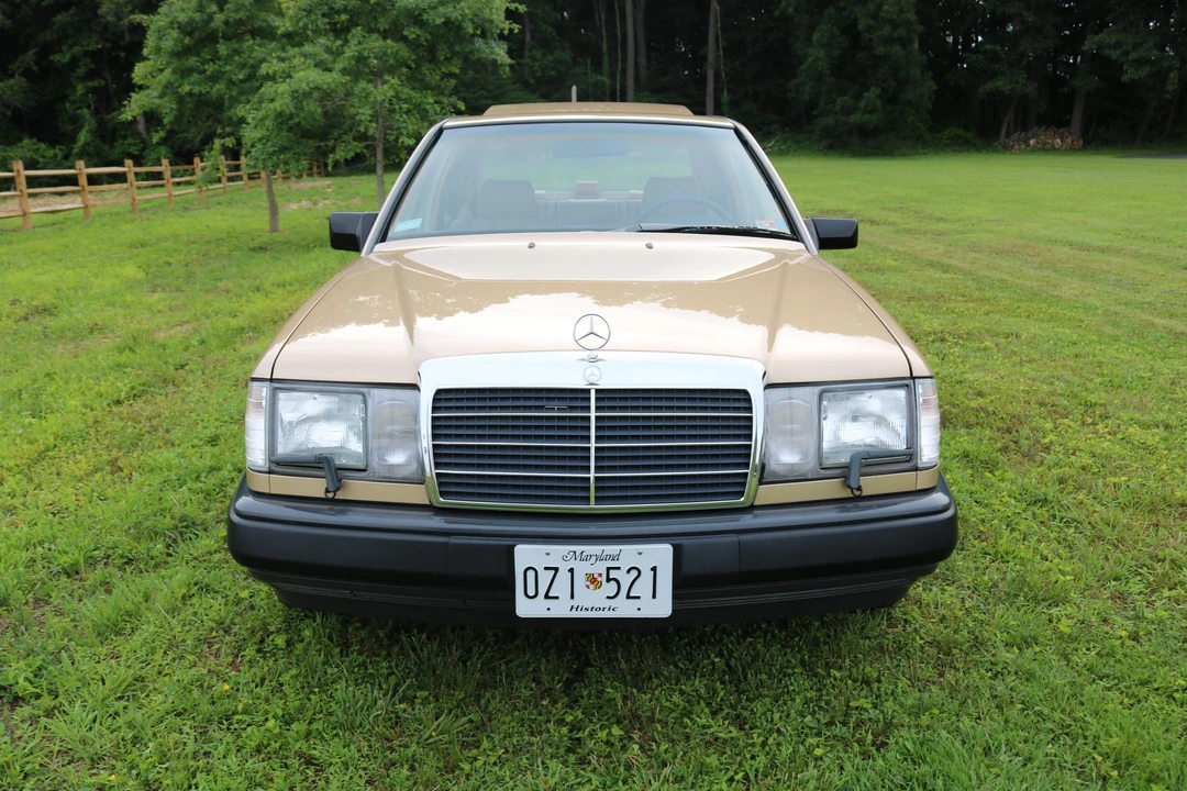 1987 Mercedes-Benz W124 E-Class - Image 31 of 31