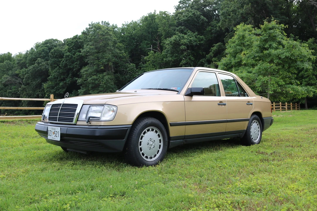 1987 Mercedes-Benz W124 E-Class - Image 3 of 31