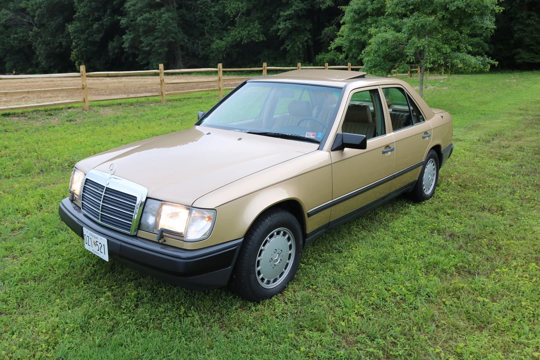 1987 Mercedes-Benz W124 E-Class - Image 8 of 31