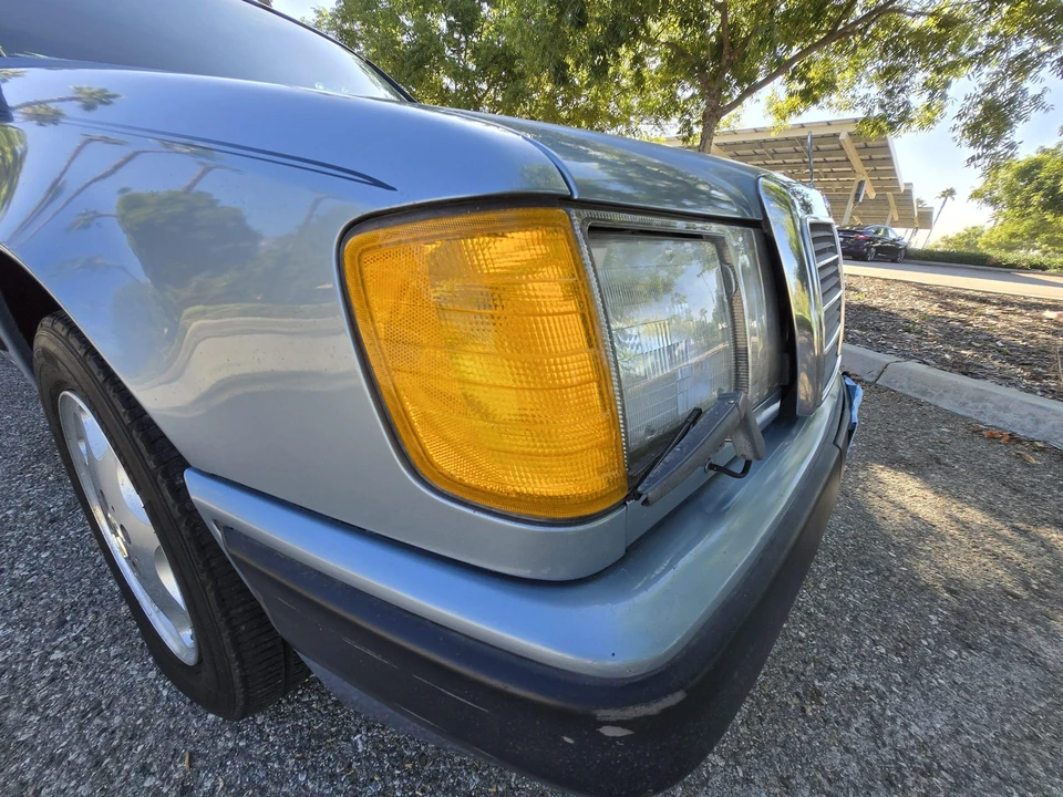 1987 Mercedes-Benz W124 E-Class - Image 23 of 31