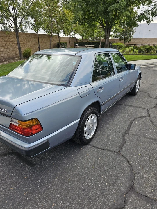 1987 Mercedes-Benz W124 E-Class - Image 21 of 31