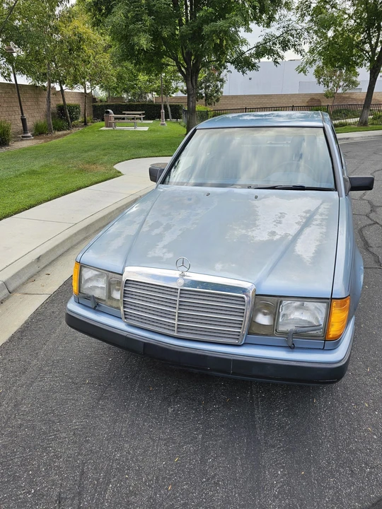 1987 Mercedes-Benz W124 E-Class - Image 13 of 31
