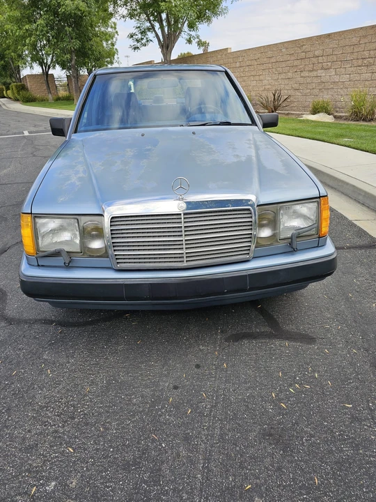 1987 Mercedes-Benz W124 E-Class - Image 10 of 31