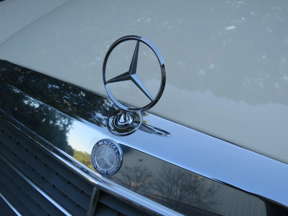 1987 Mercedes-Benz W124 E-Class - Image 20 of 31