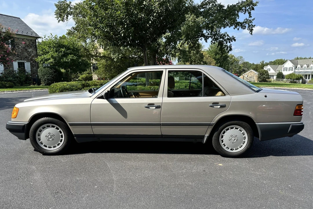 1987 Mercedes-Benz W124 E-Class - Image 29 of 31