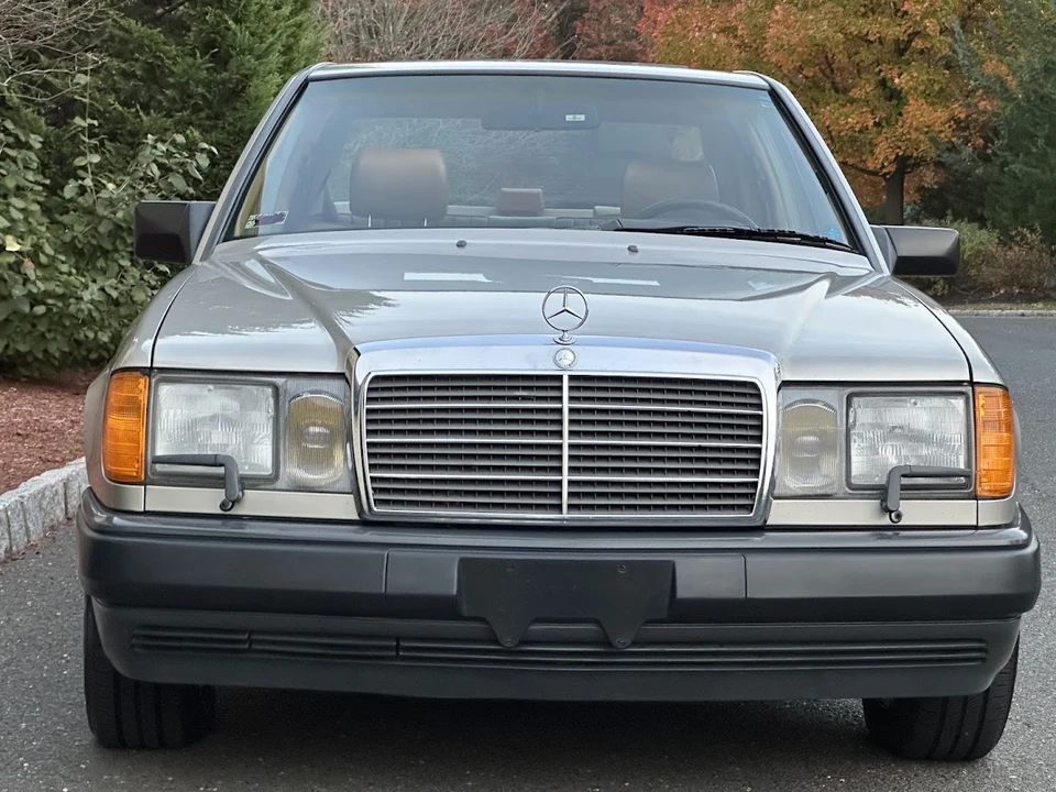 1987 Mercedes-Benz W124 E-Class - Image 6 of 31