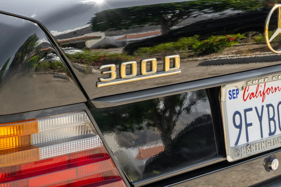 1987 Mercedes-Benz W124 E-Class - Image 29 of 31