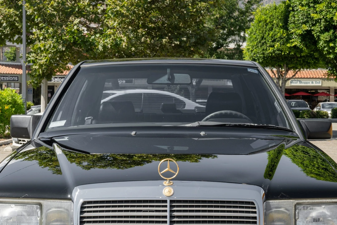 1987 Mercedes-Benz W124 E-Class - Image 15 of 31