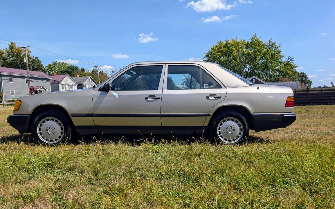 1987 Mercedes-Benz W124 E-Class - Image 3 of 31