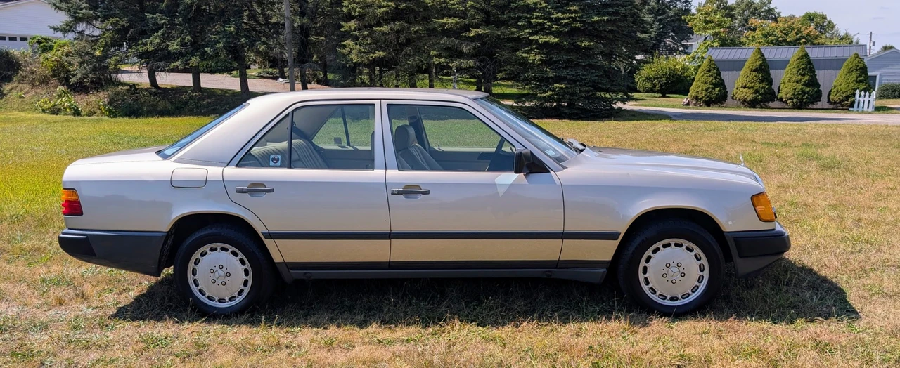 1987 Mercedes-Benz W124 E-Class - Image 26 of 31